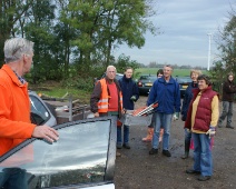 DSC06427 Laatste afstemming door de opperknotter Cor Kes